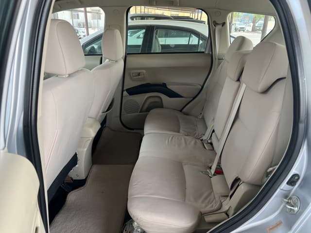 Mitsubishi Outlander model 2009 for sale 
