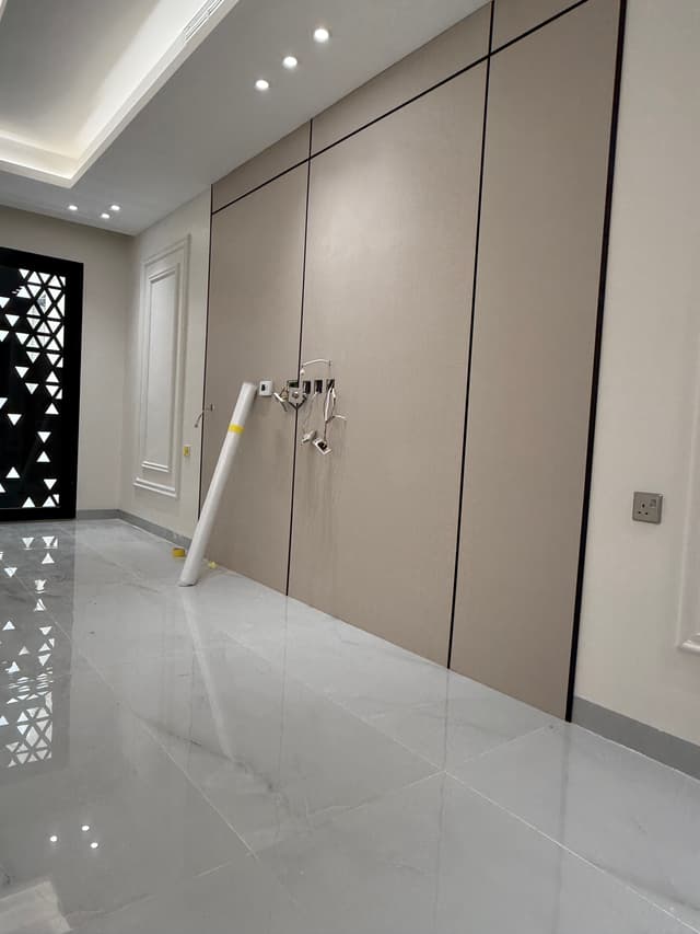 Abu Maryam for decorations