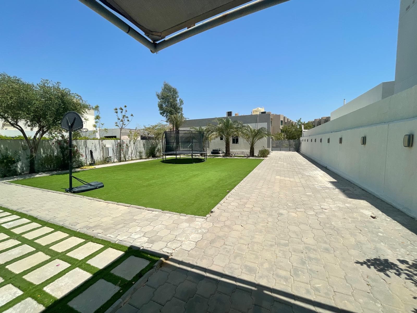 Chalet for rent in Sabah Al-Ahmad Al-Bahariya Khairan 0