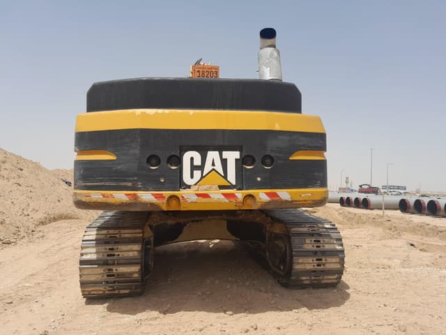 حفارات كاتربيلر مستعملة