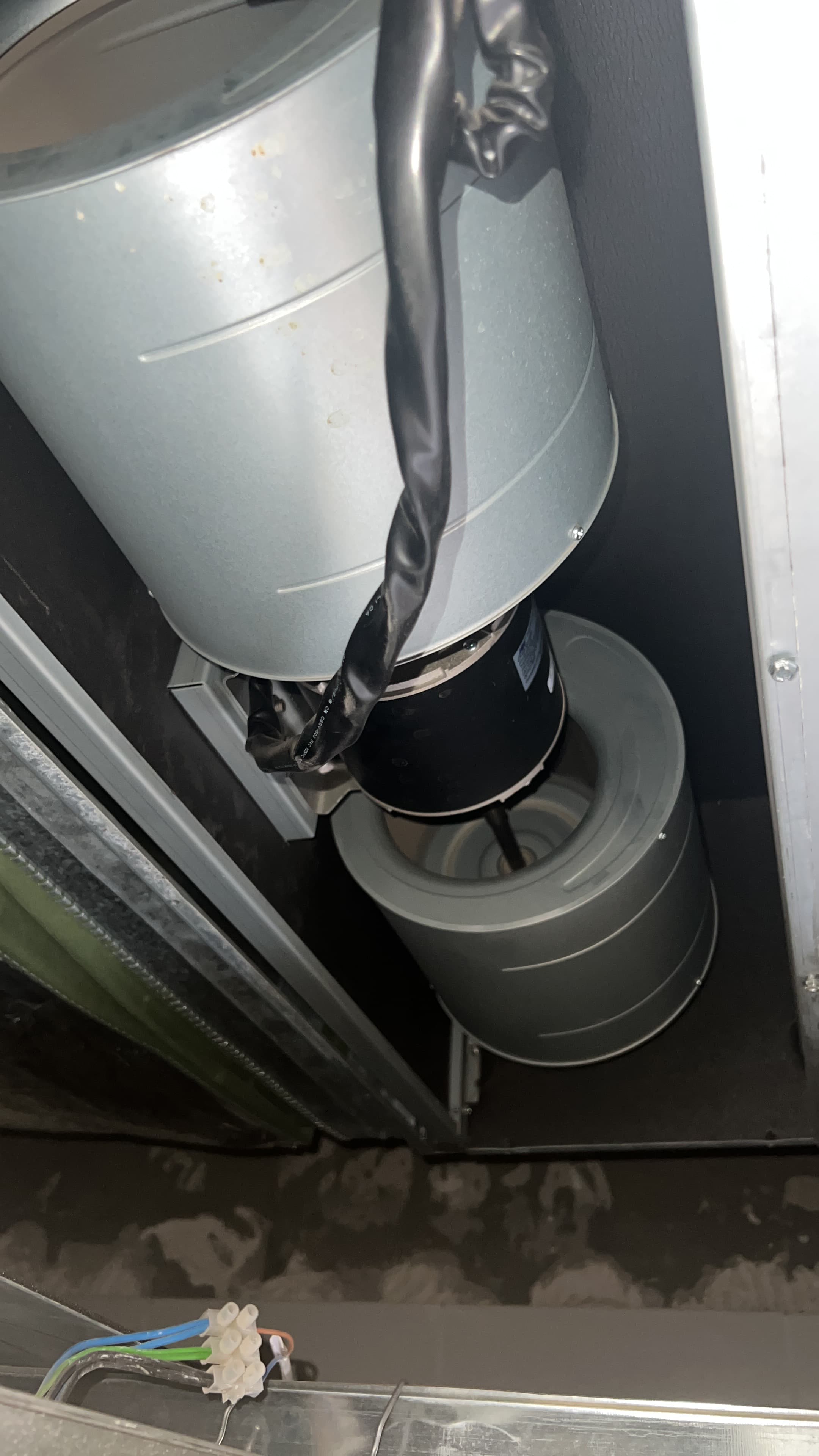 Maintenance of central air conditioning and units 8