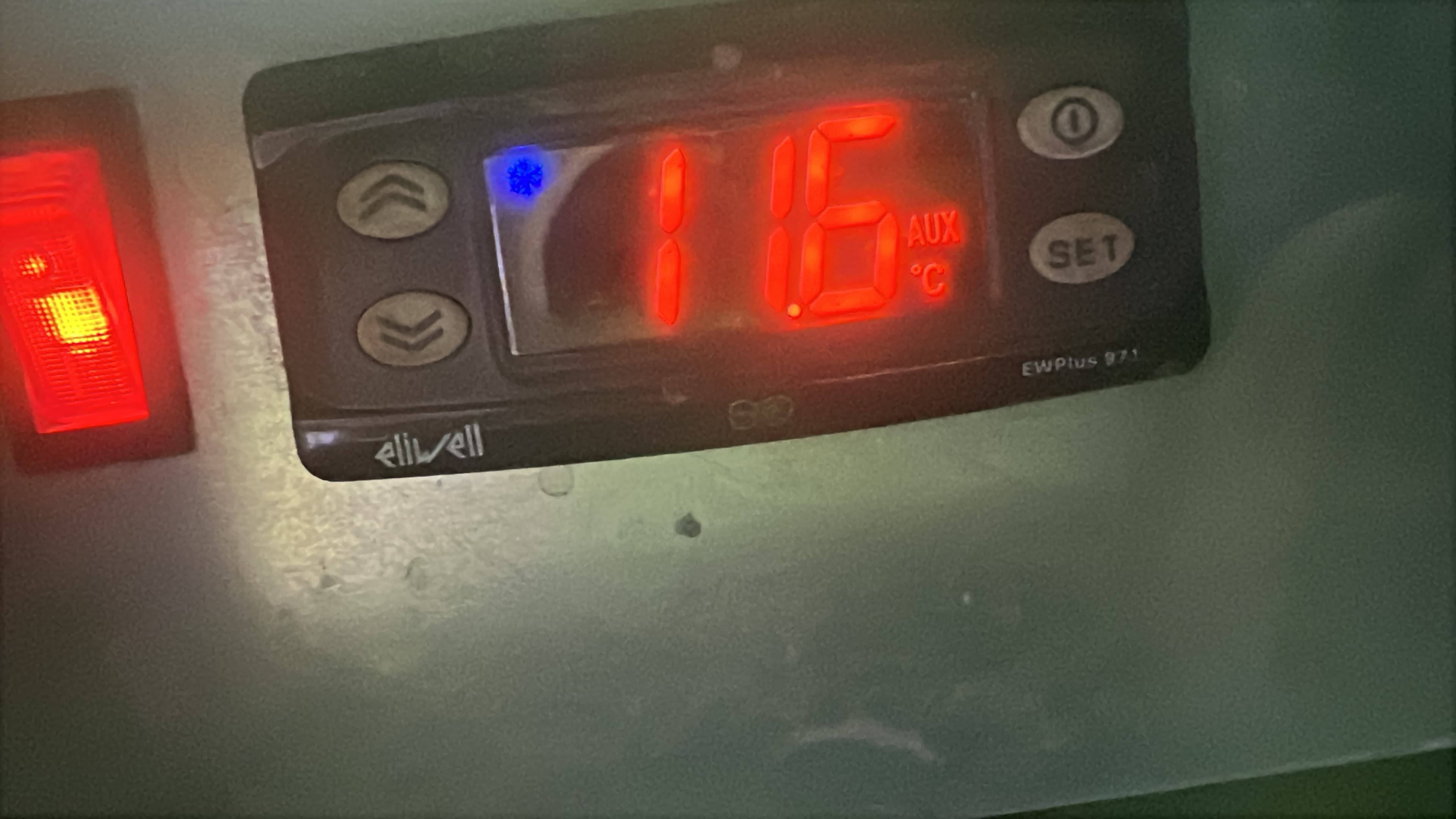 Maintenance of central air conditioning and units 11