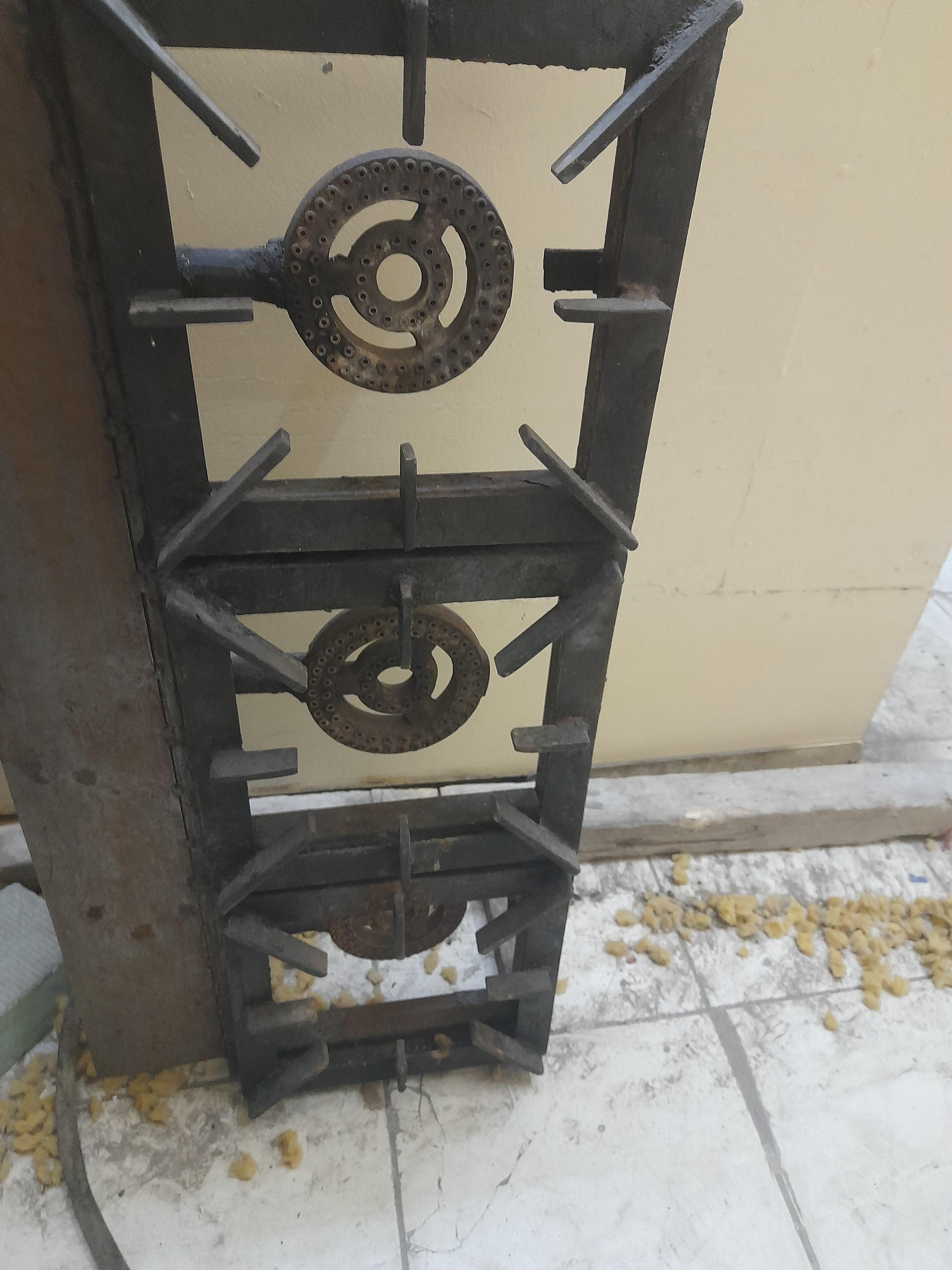 بيع اغراض مطعم جديد ومستعمل  10