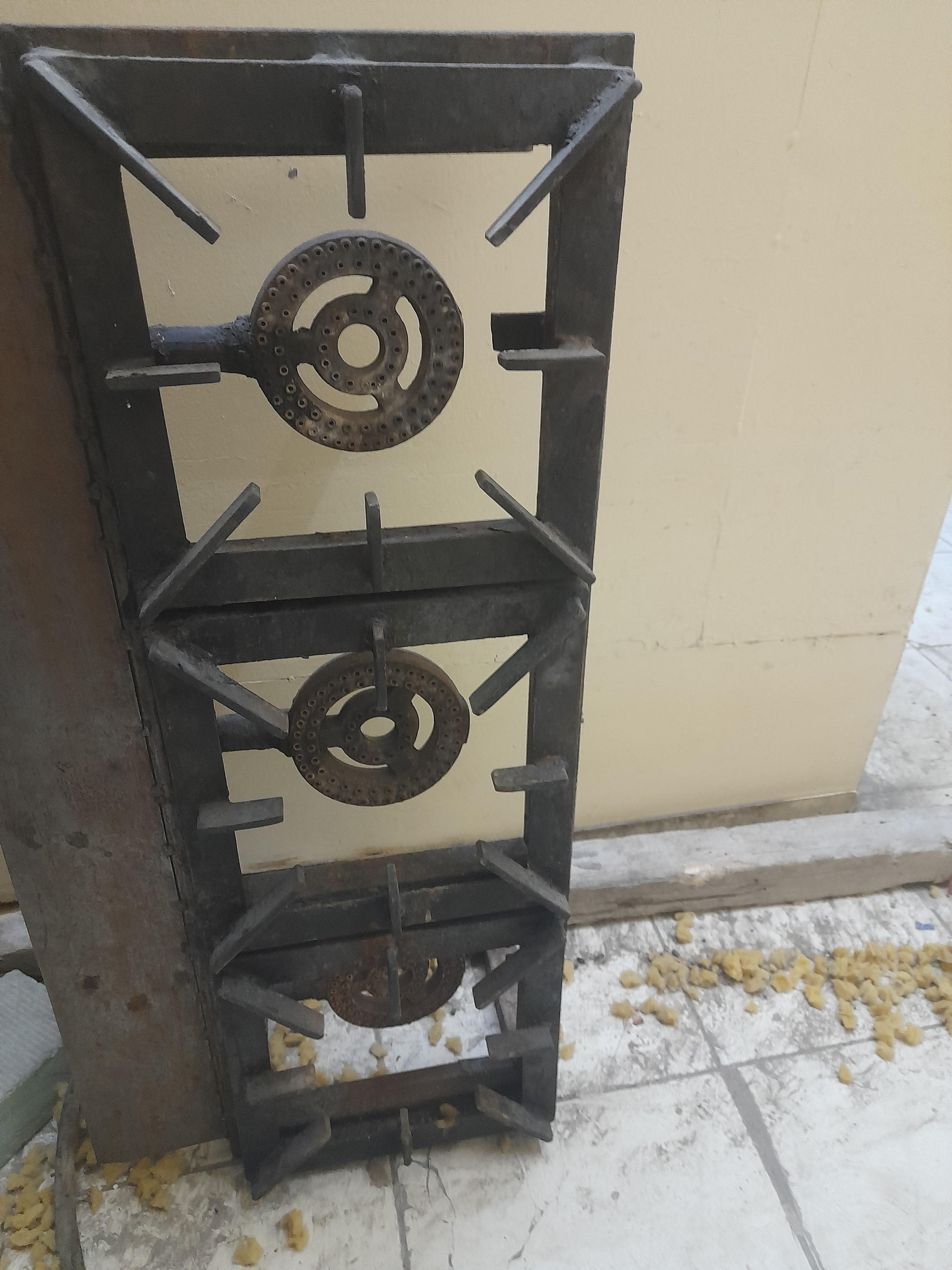 بيع اغراض مطعم جديد ومستعمل  11