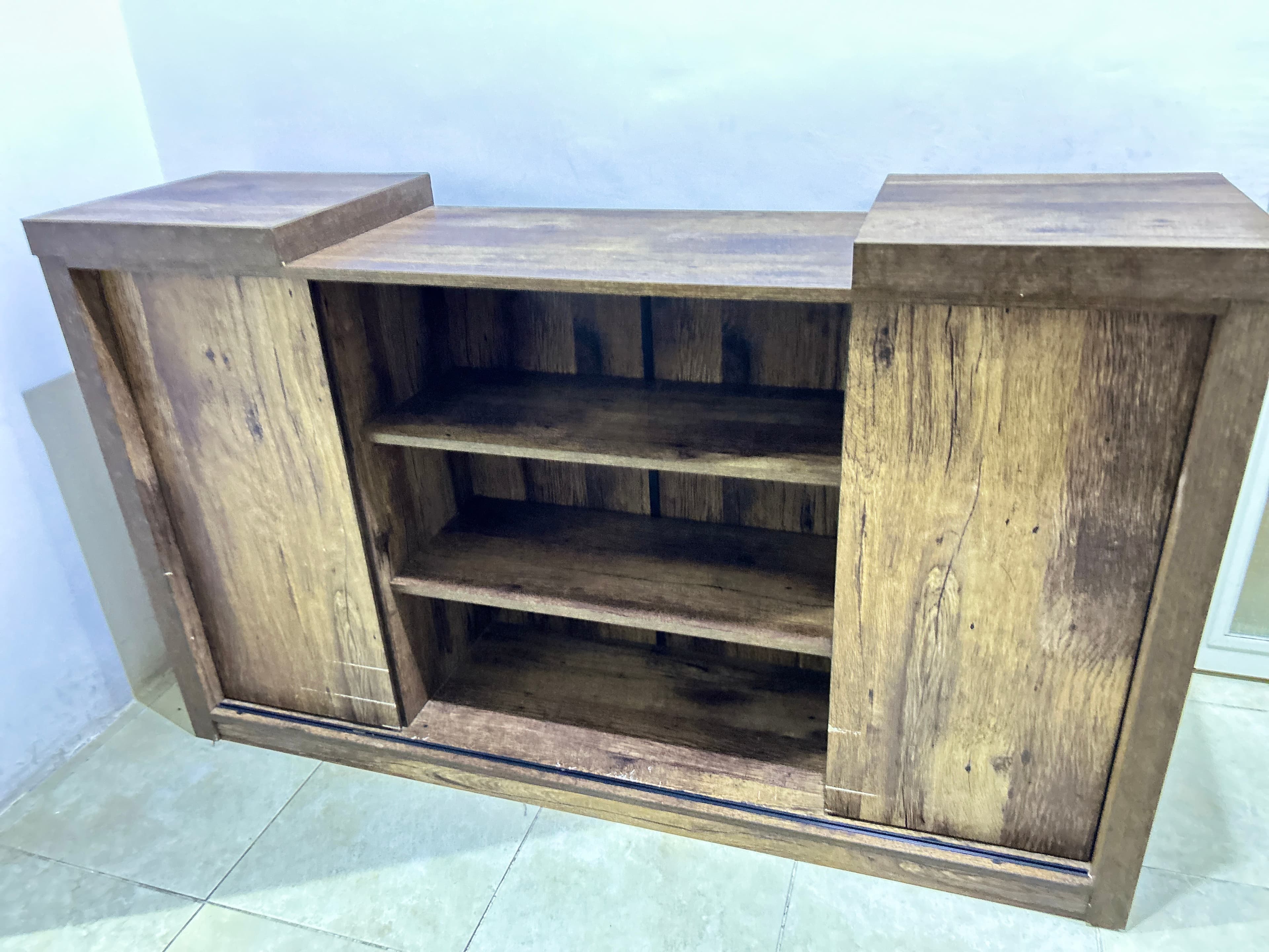 For sale a TV table in perfect condition 0