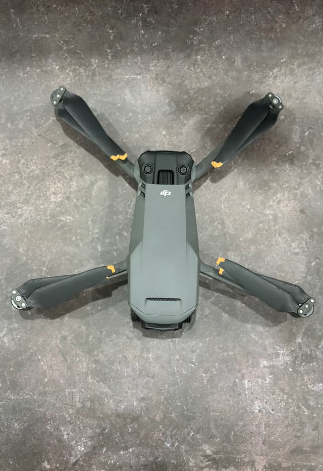 Mavic 3 pro like new