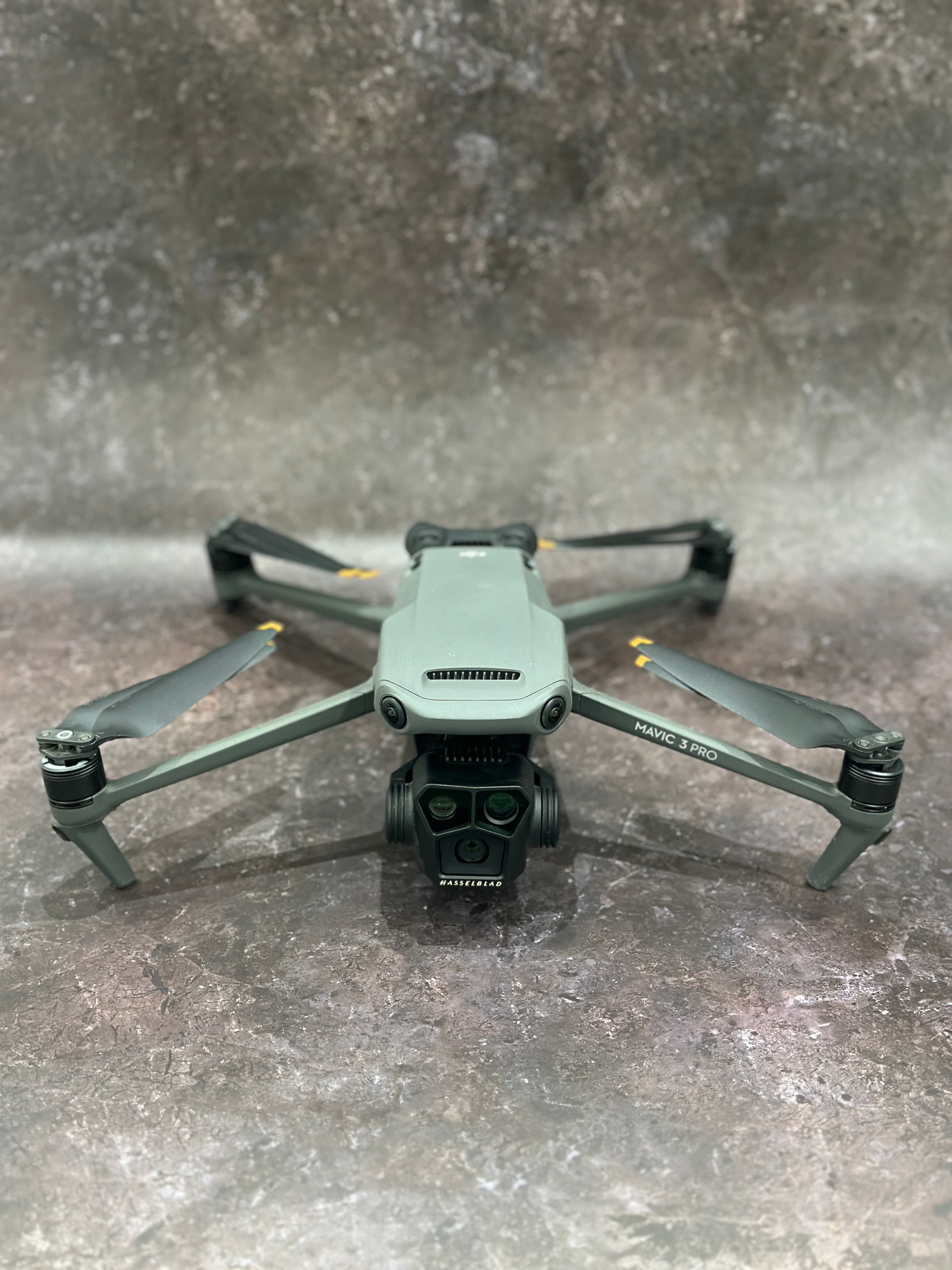 Mavic 3 pro like new 3