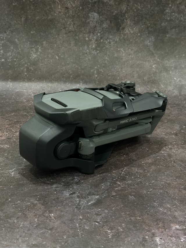 Mavic 3 pro like new