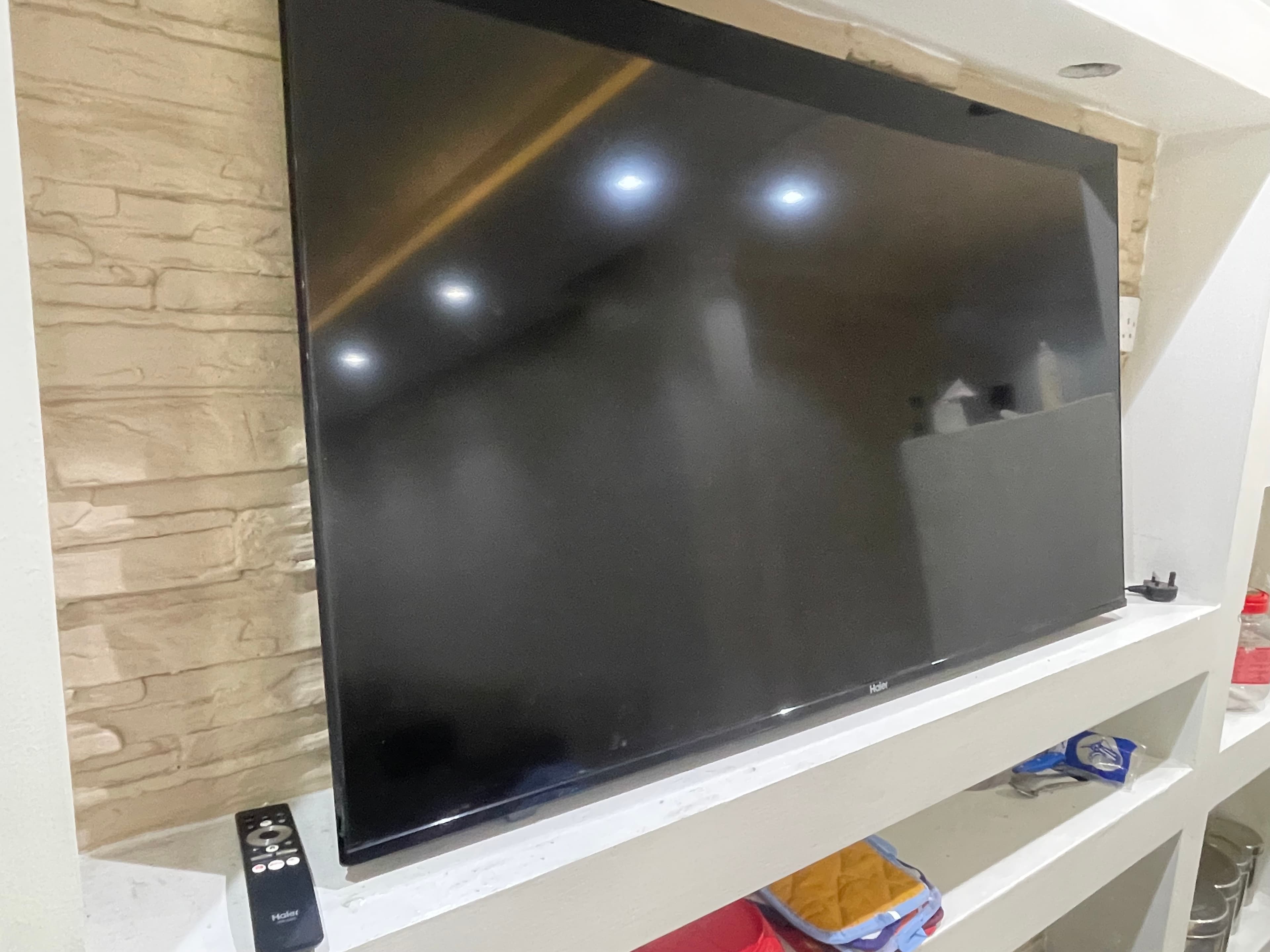 للبيع تلفزيون Haier 50 بوصه 1