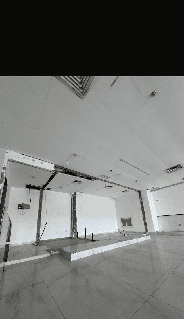 Shop for rent in Shweikh Industrial Area