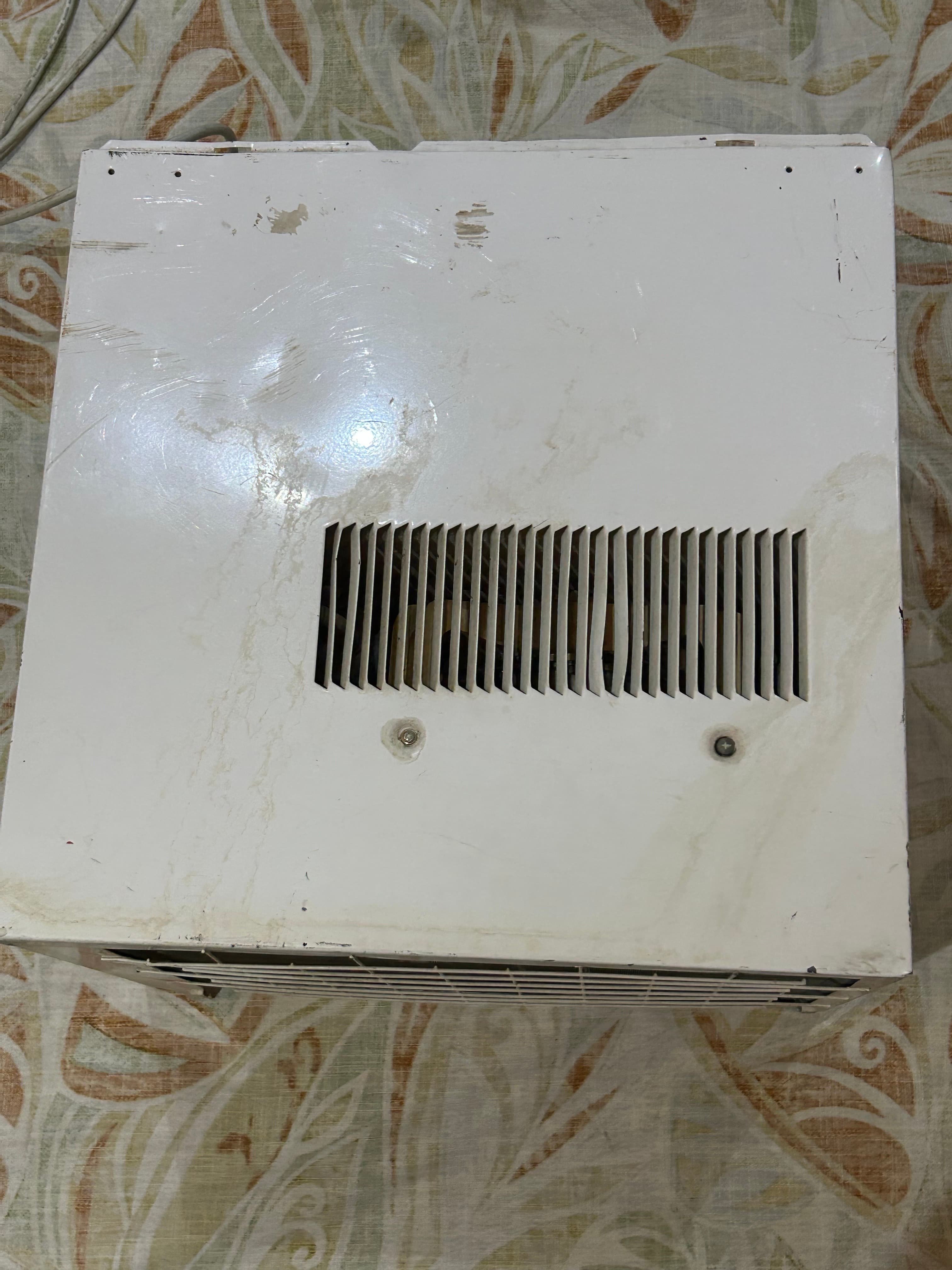 Window air conditioner (TOP COOL) 1
