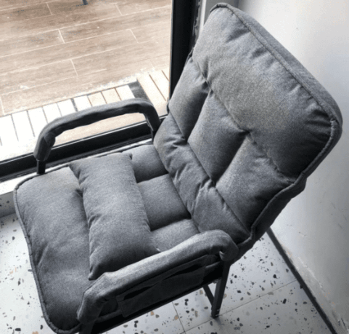 comfortable library chair 1