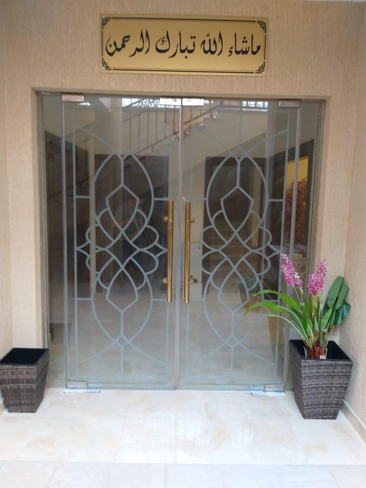 Installing all types of glass, mirrors and aluminum 5