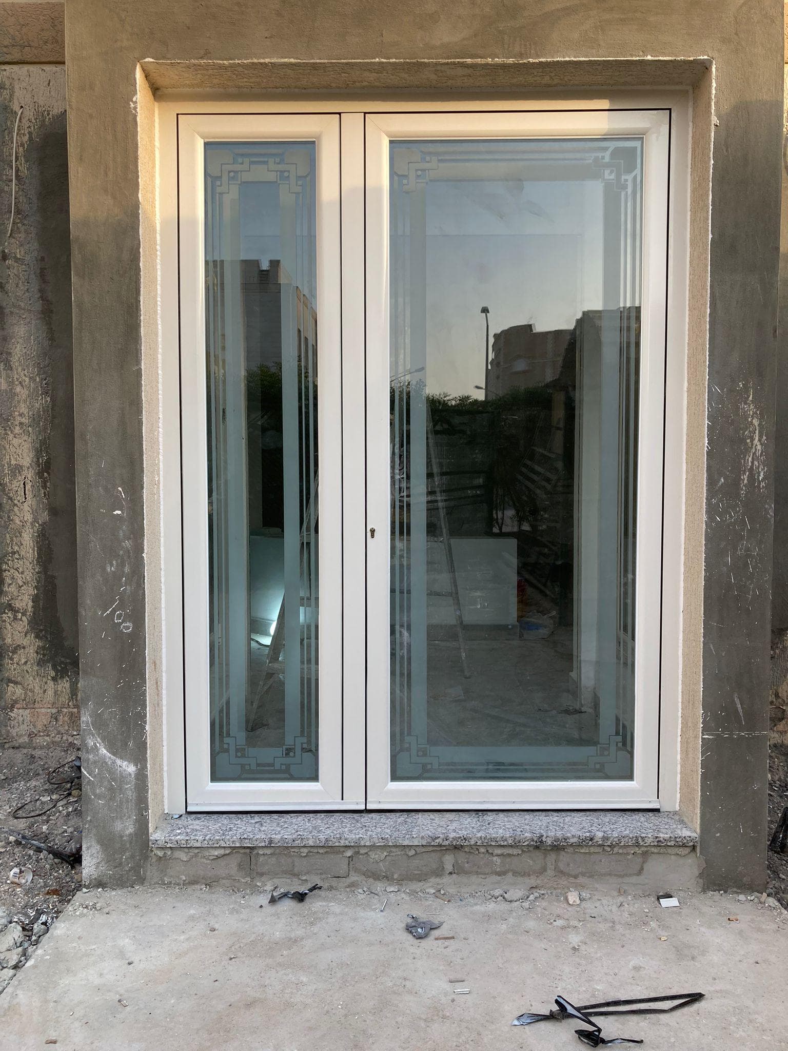 Installing all types of glass, mirrors and aluminum 10