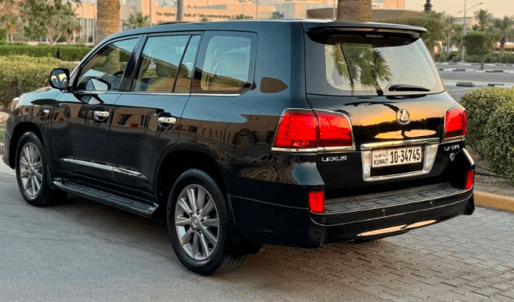 لكزس LX570 موديل 2011 11