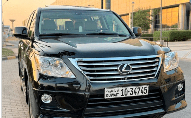 لكزس LX570 موديل 2011