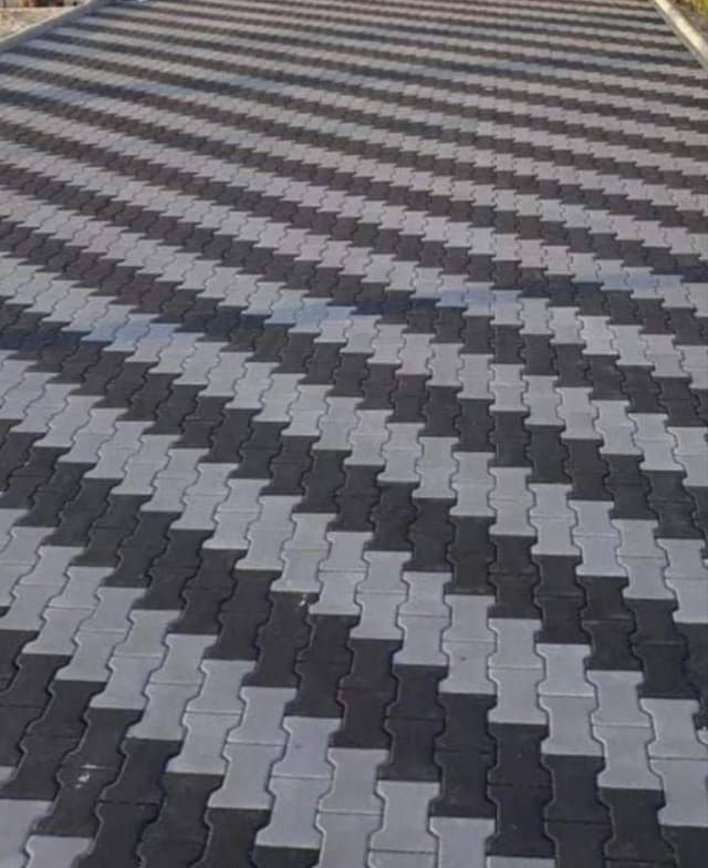 مقاول جميع انواع البلاط المتداخل والكربستون