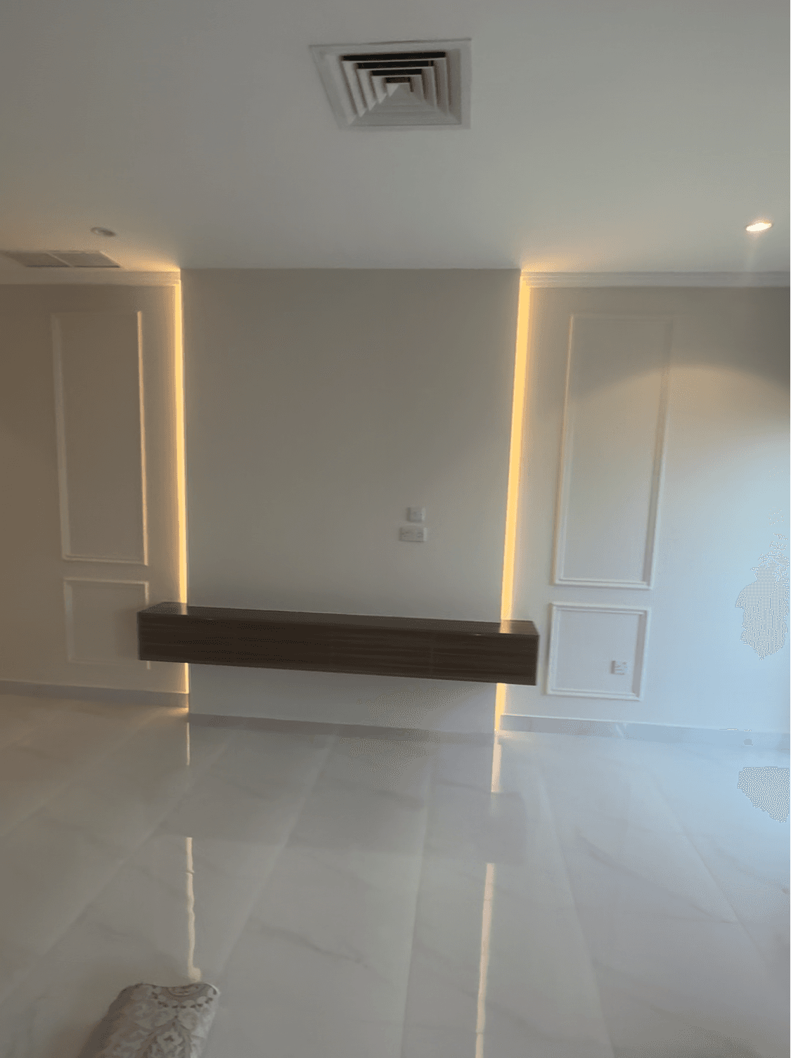 Installing all types of decorations 3