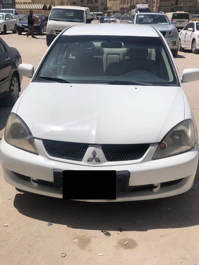 MITSUBISHI LANCER GLX 2010