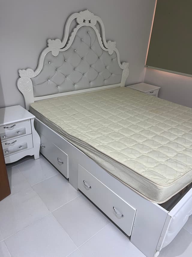 A clean bedroom