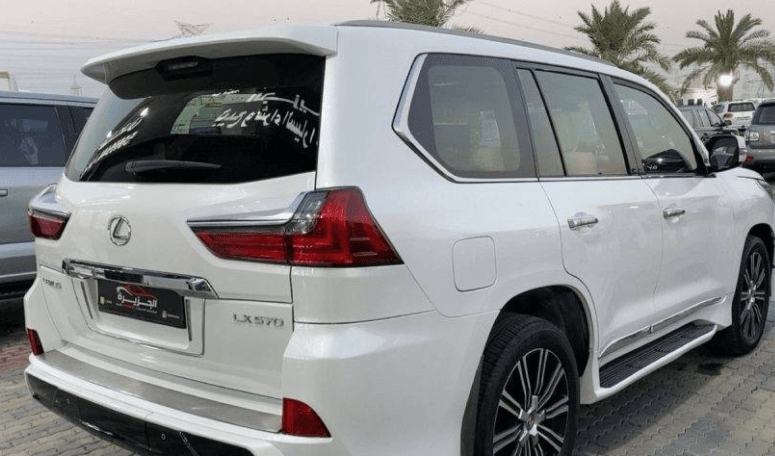 للبيع جيب لكزس LX570 موديل 2016 4