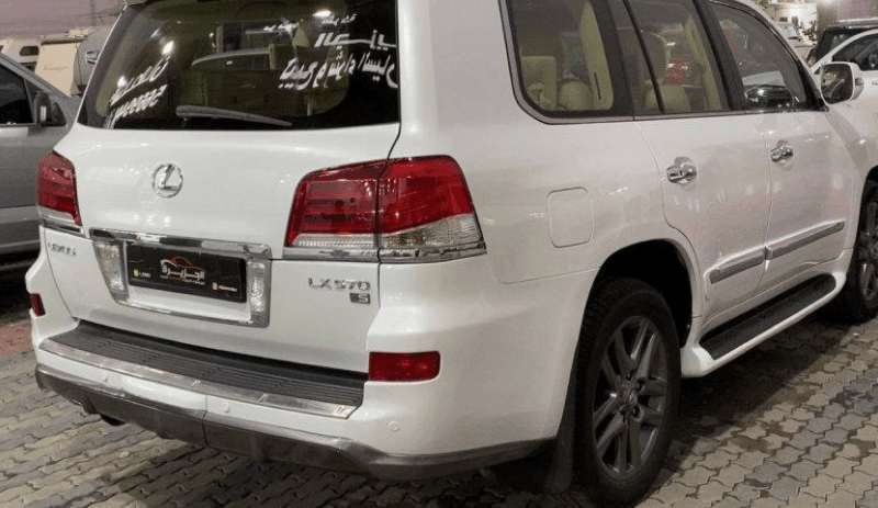 للبيع جيب لكزس LX570 سبورت موديل 2014 3
