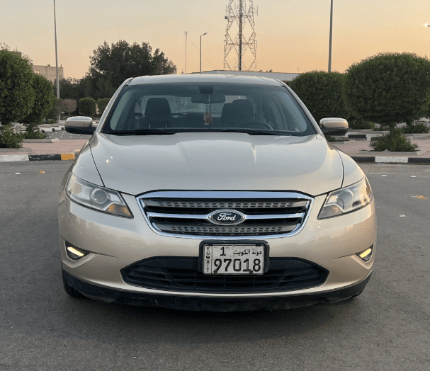 Ford Taurus 2011 for sale