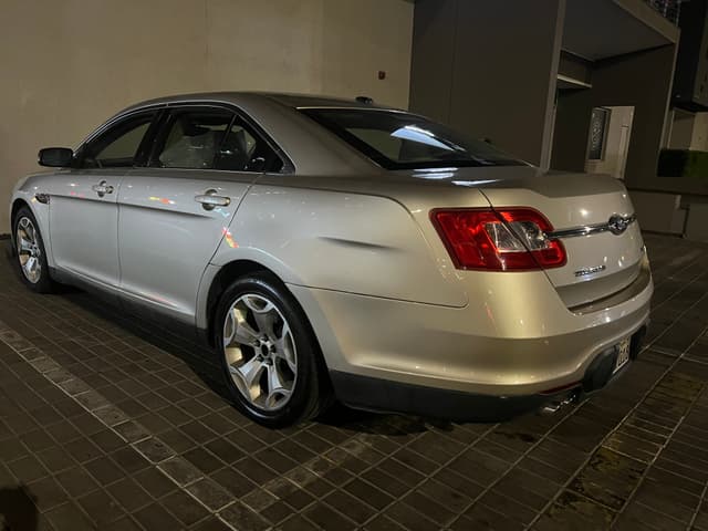 Ford Taurus 2011 for sale