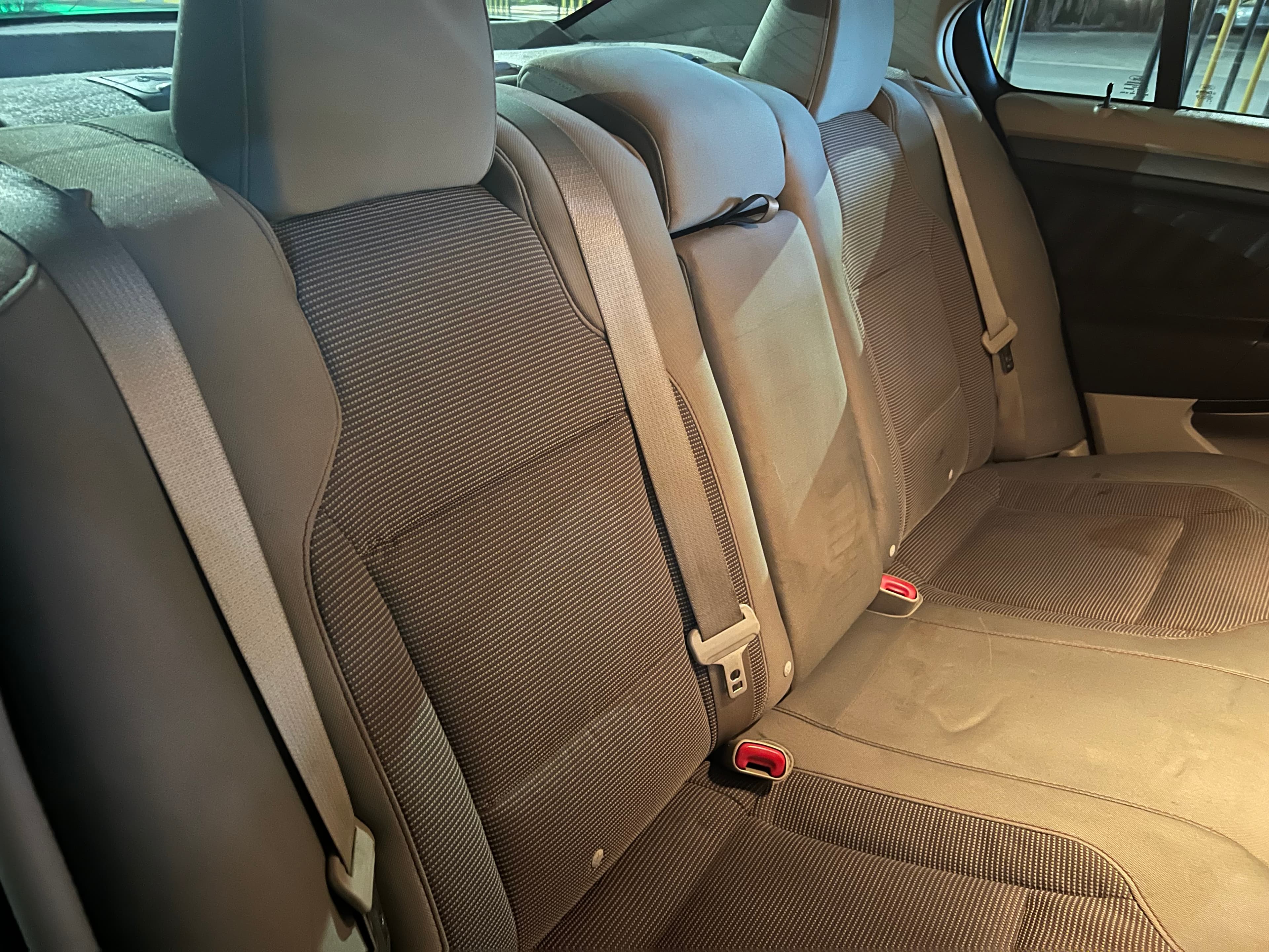 Ford Taurus 2011 for sale 3