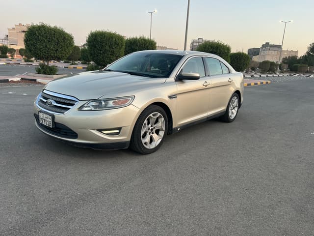 Ford Taurus 2011 for sale