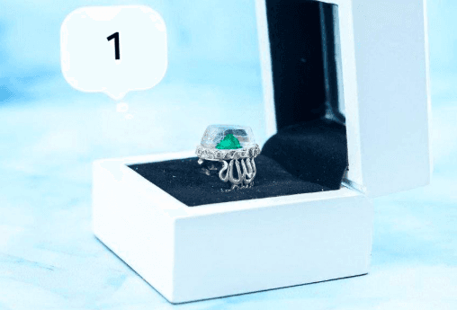 For sale special rings and precious stones  0