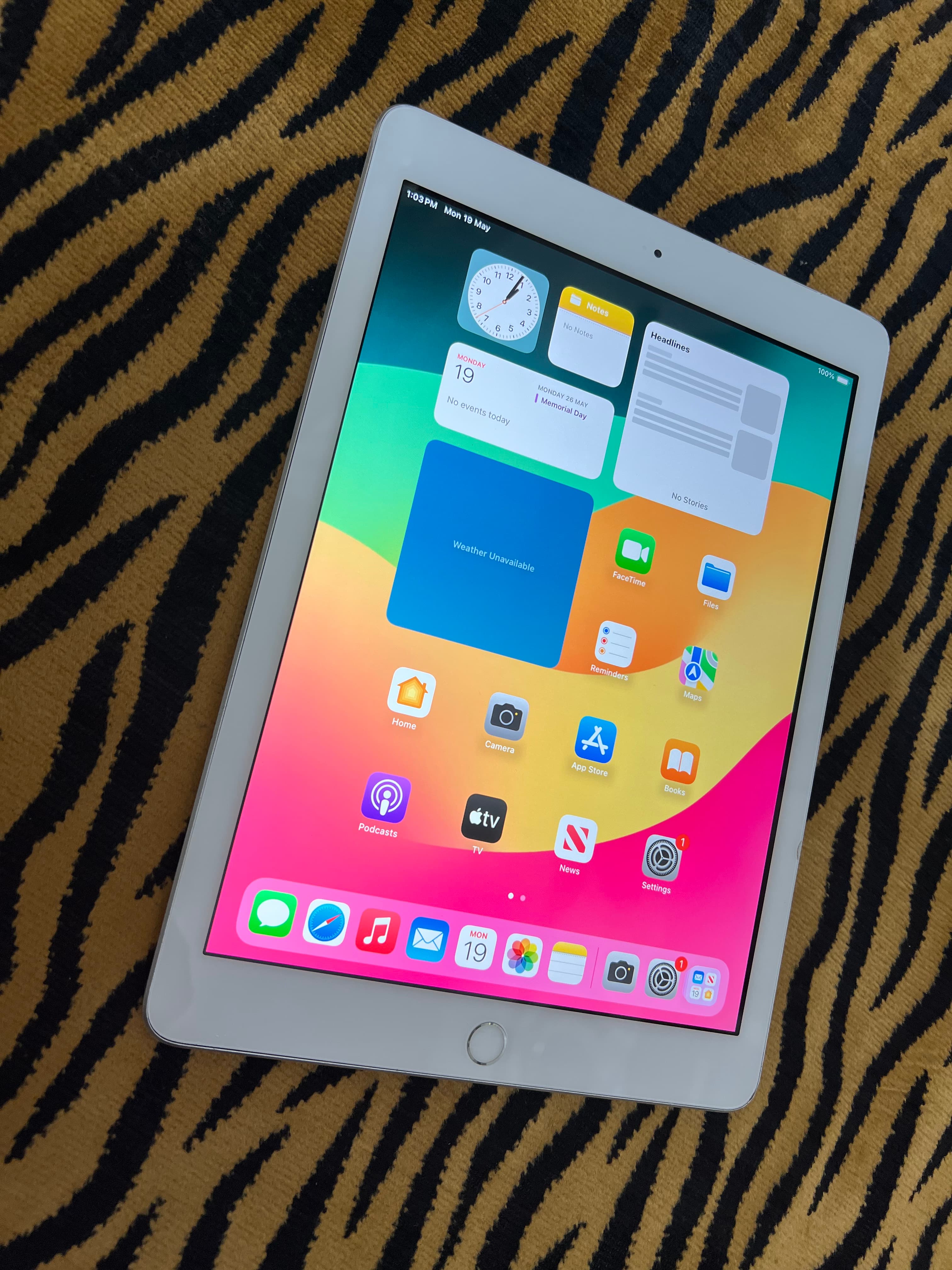 Apple iPad 6 6 32 GB   2