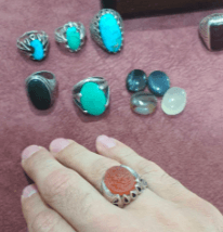 For sale a luxurious set of precious stones 4