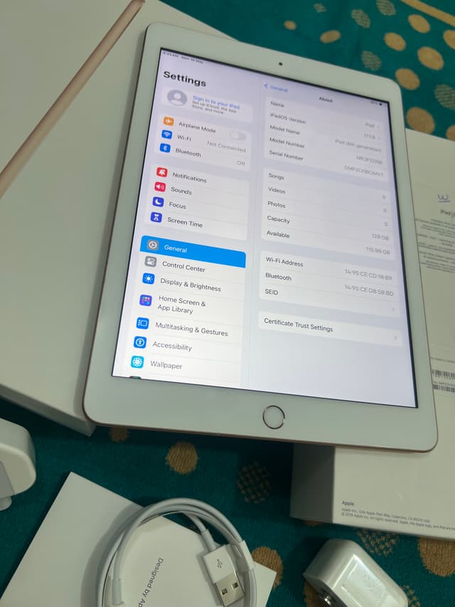 Apple iPad 6 6 128 GB 
