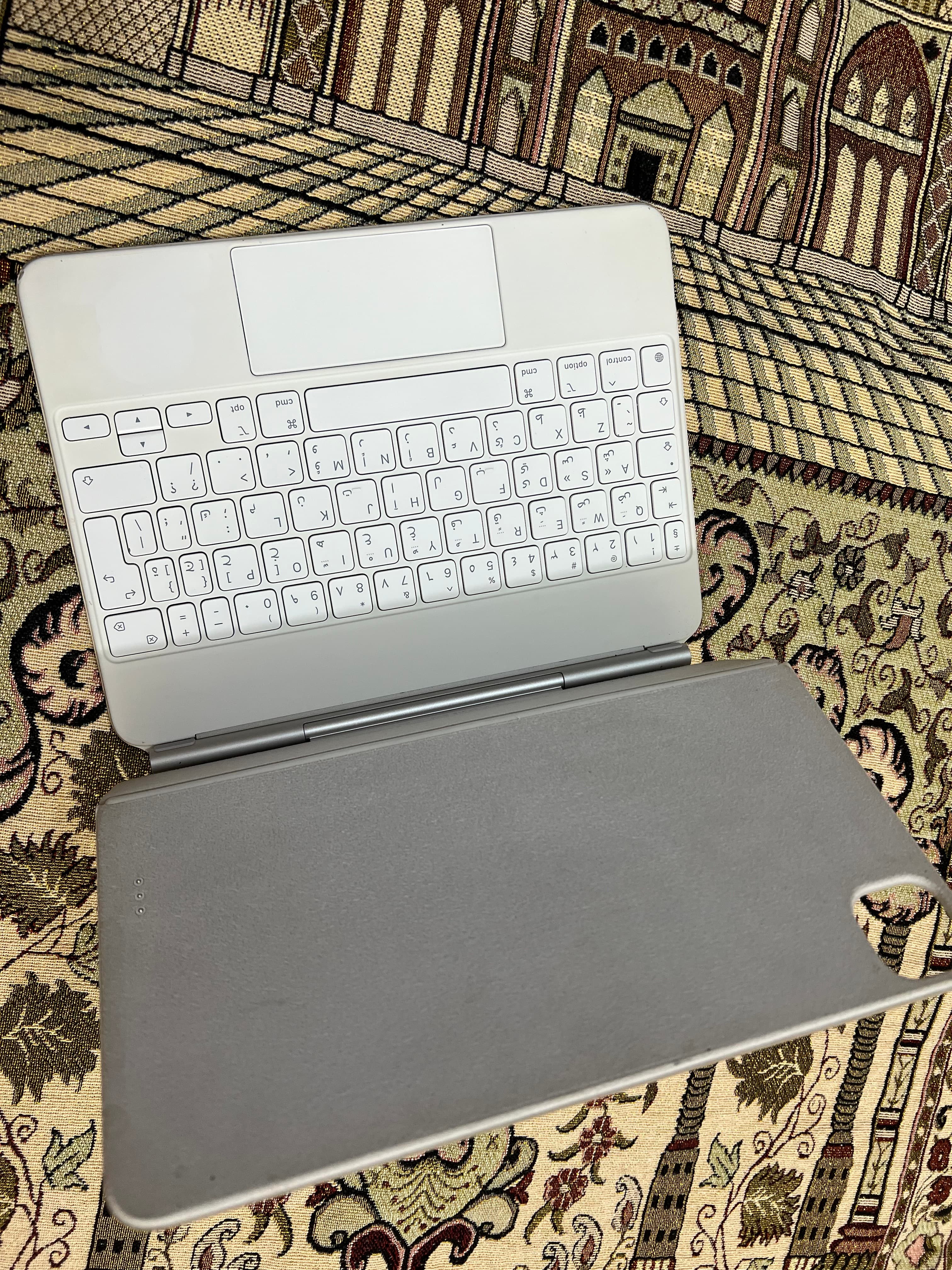 The original Apple Magic keyboard  4