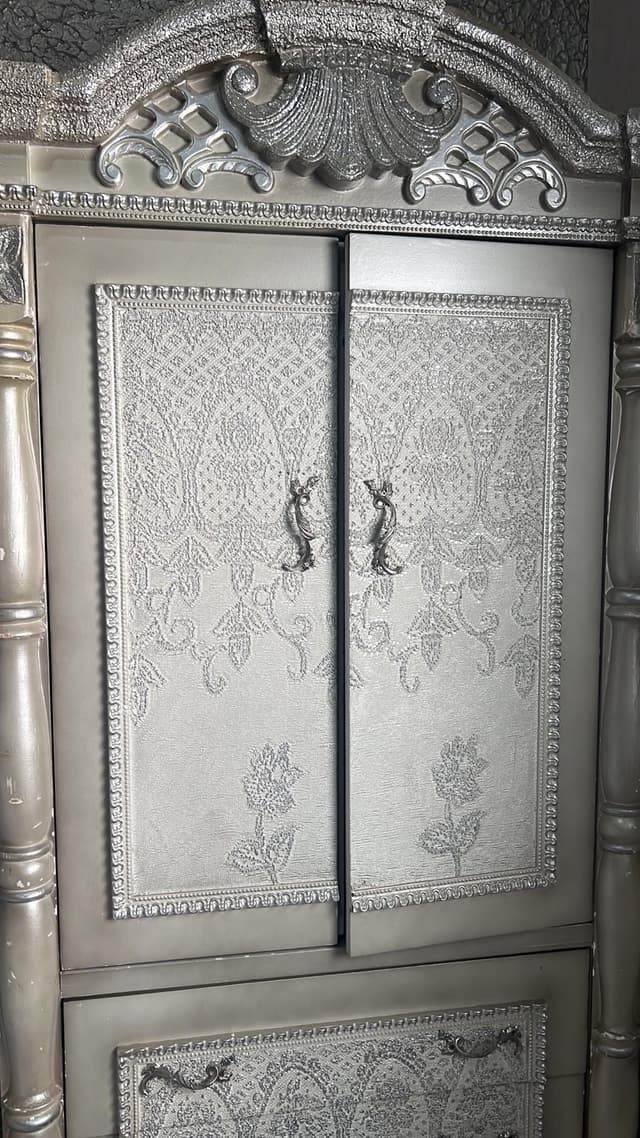 royal bedroom for sale