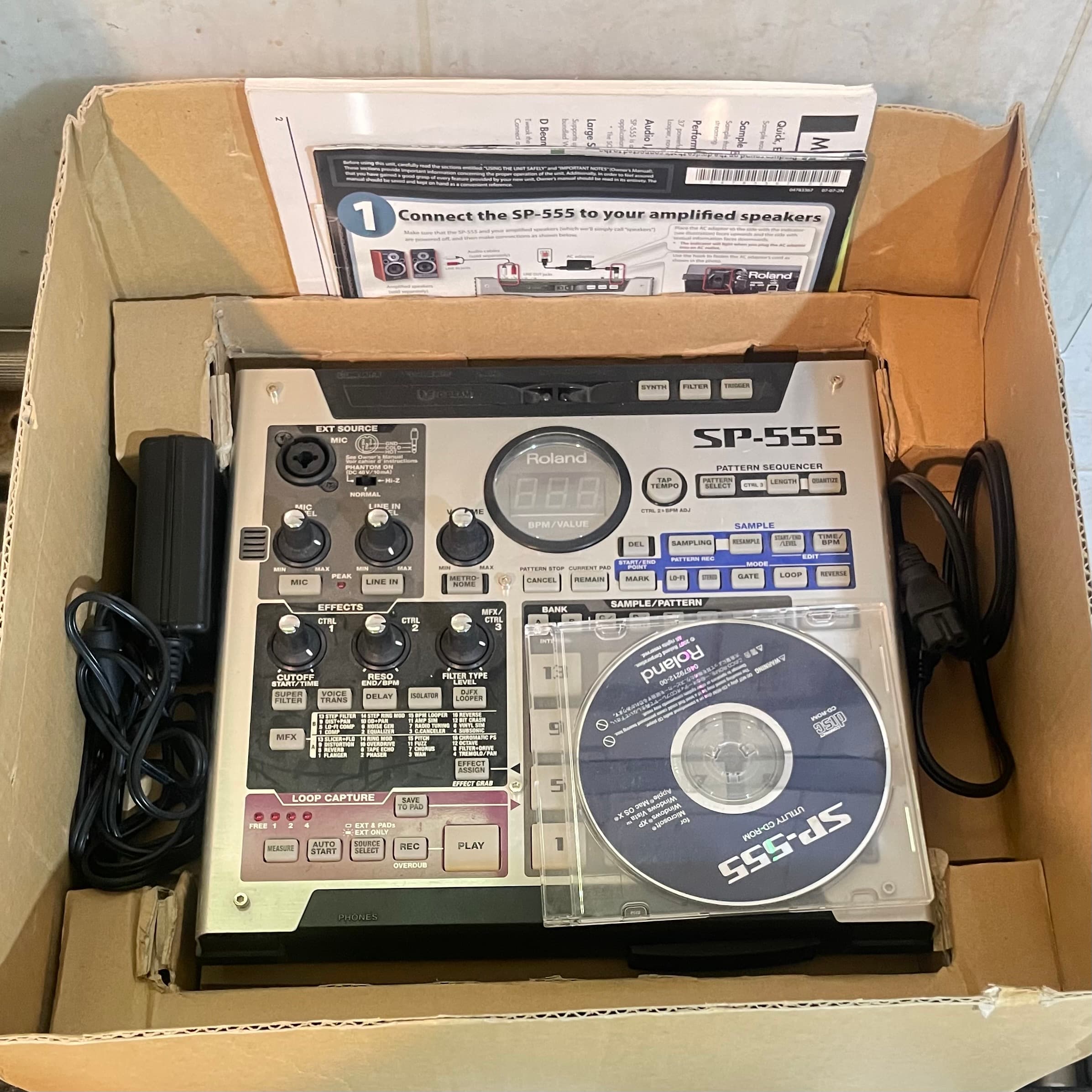 Roland SP-555 device 1