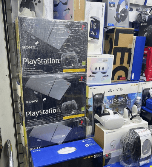 Buy and sell all PlayStation devices 1