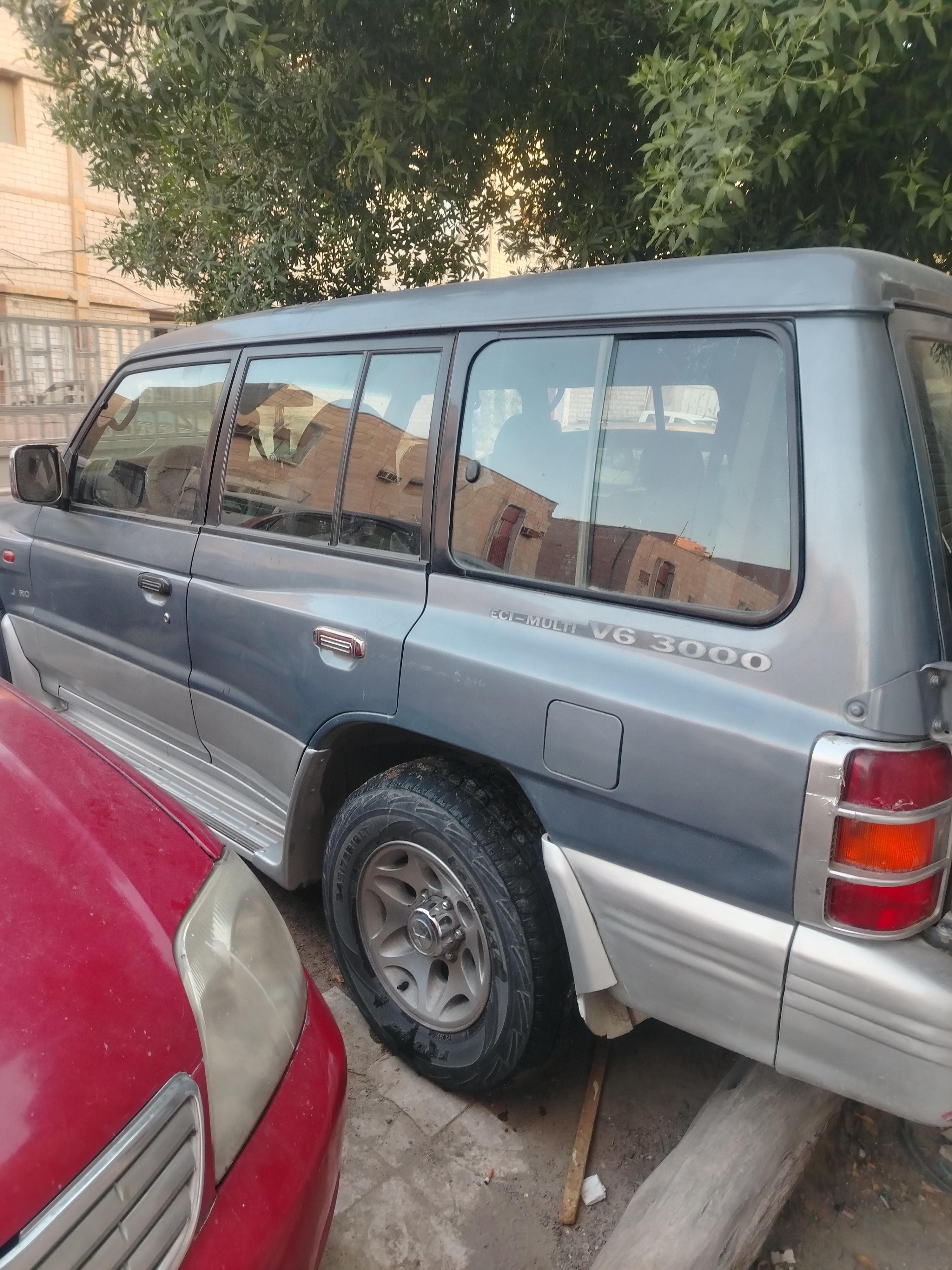 Jeep Pajero 1999 3
