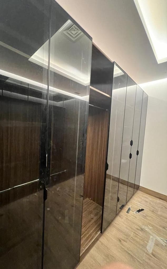 Carpenter maintenance and separation of decoration and furniture 10