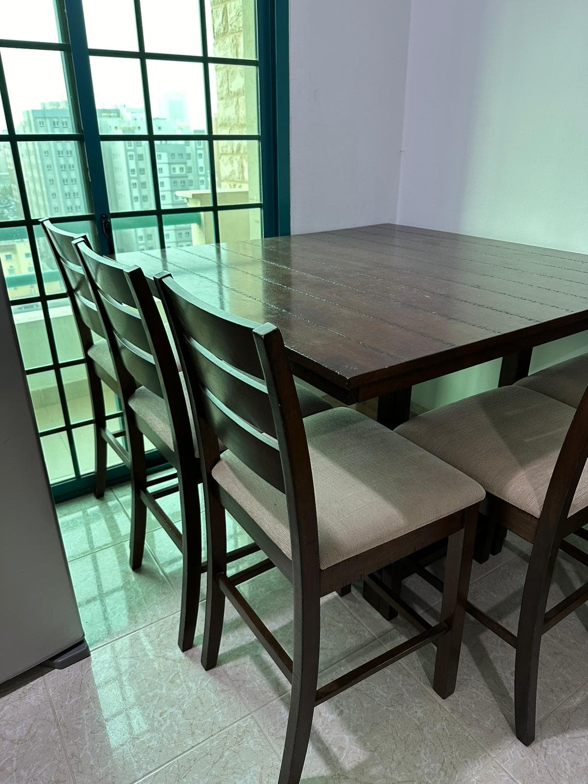 For sale for travel, a dining table with 6 chairs  1