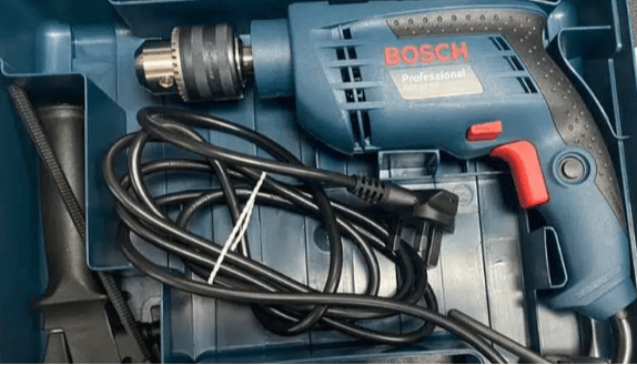 Bosch drill in good condition for sale 2