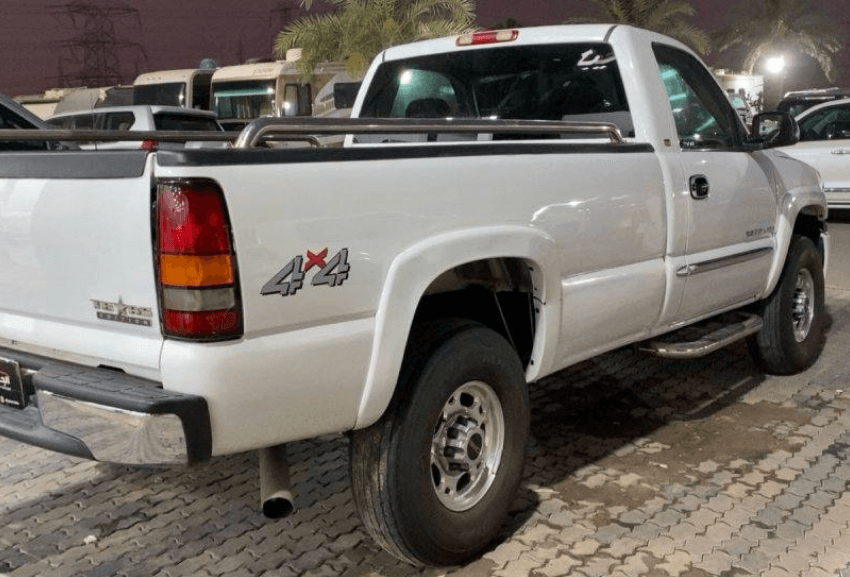 للبيع  وانيت GMC سييرا موديل 2004 2