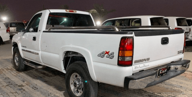 للبيع  وانيت GMC سييرا موديل 2004