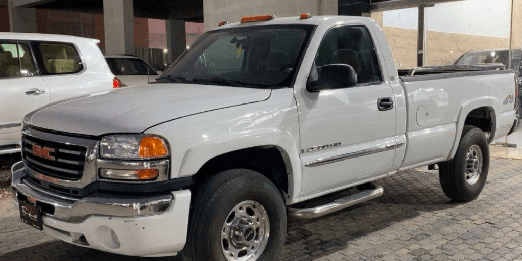 للبيع  وانيت GMC سييرا موديل 2004 4