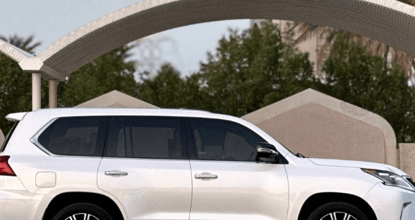 لكزس LX570 2017 3