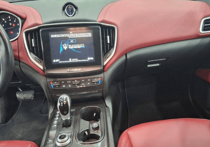  Maserati Ghibli model 2018 8