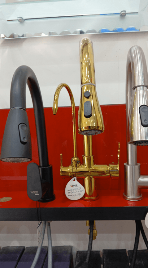  Excellent plumbing services 0