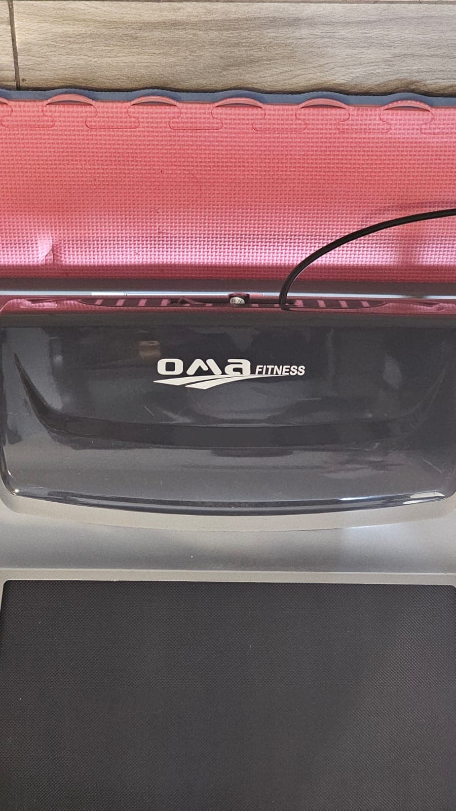 Electric treadmill in excellent condition  2