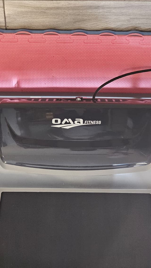 Electric treadmill in excellent condition 